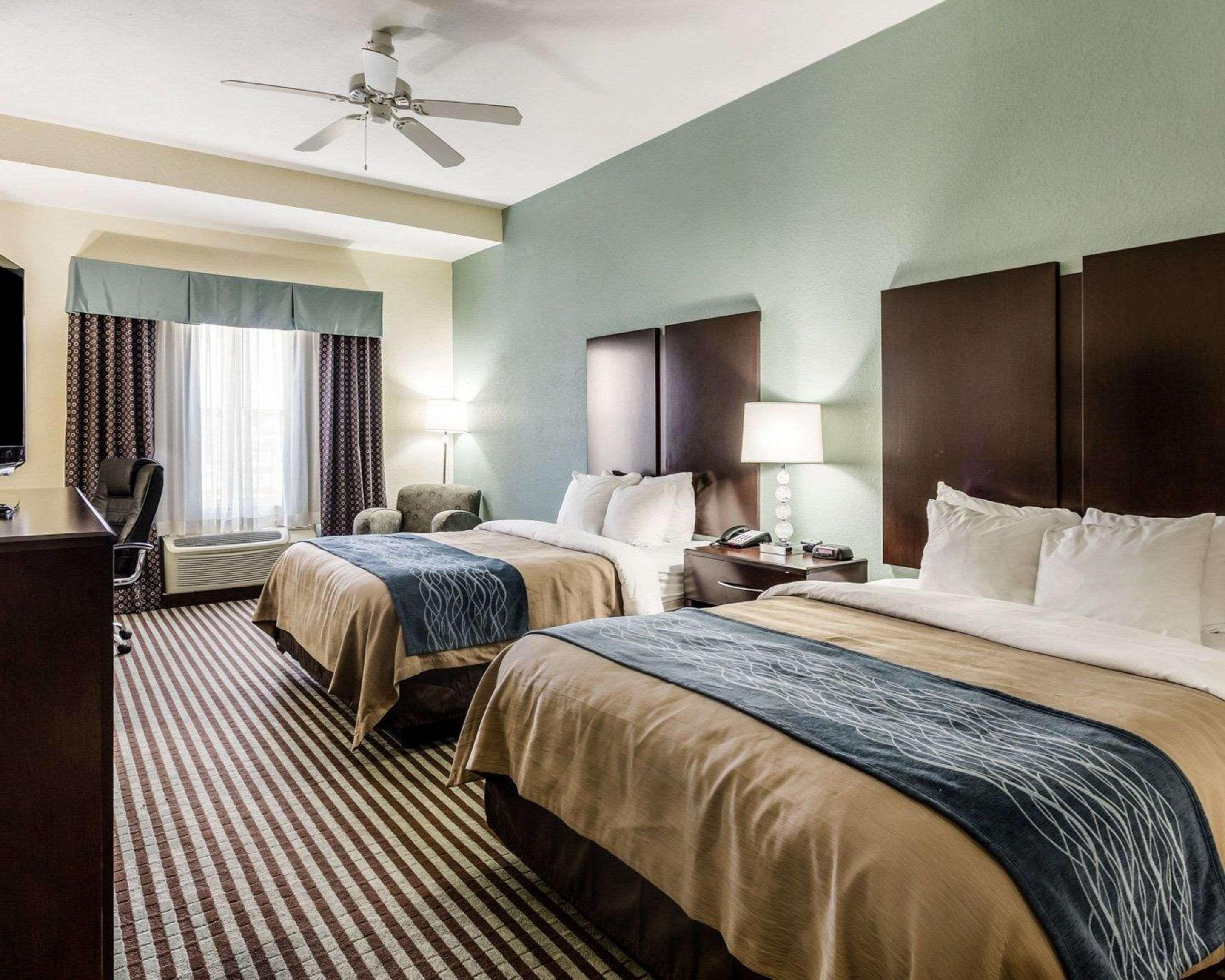 Comfort Inn & Suites Гренада Экстерьер фото