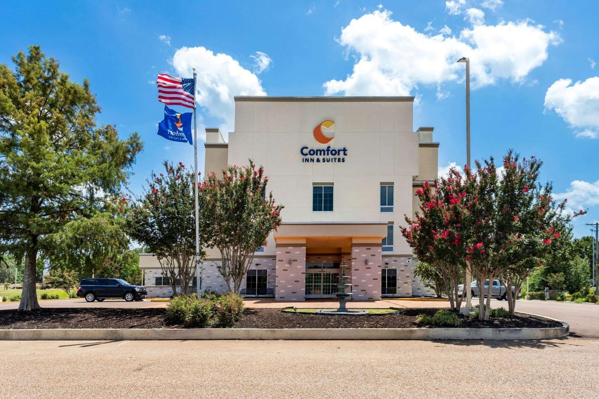 Comfort Inn & Suites Гренада Экстерьер фото